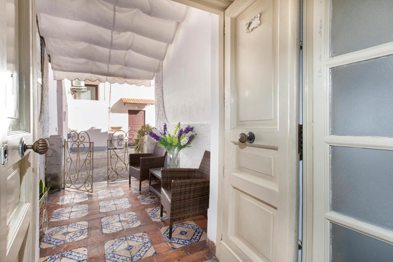 Piazza Tasso B&B Relais ซอร์เรนโต ภายนอก รูปภาพ