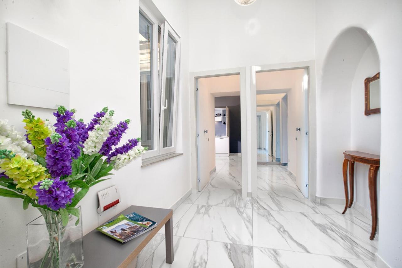Piazza Tasso B&B Relais ซอร์เรนโต ภายนอก รูปภาพ